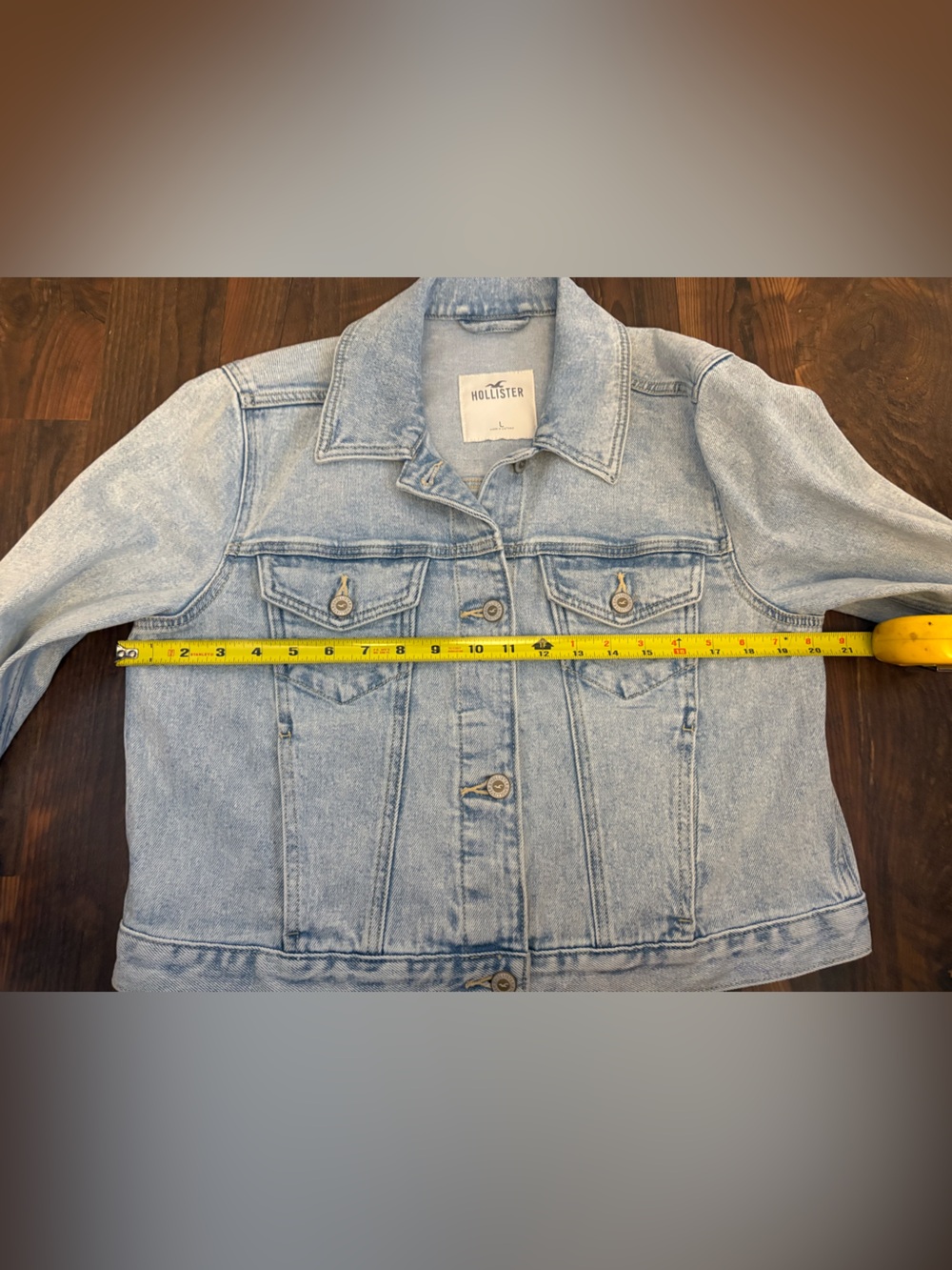 Hollister Light Wash Blue Denim Trucker Jacket - Picture 5 of 7